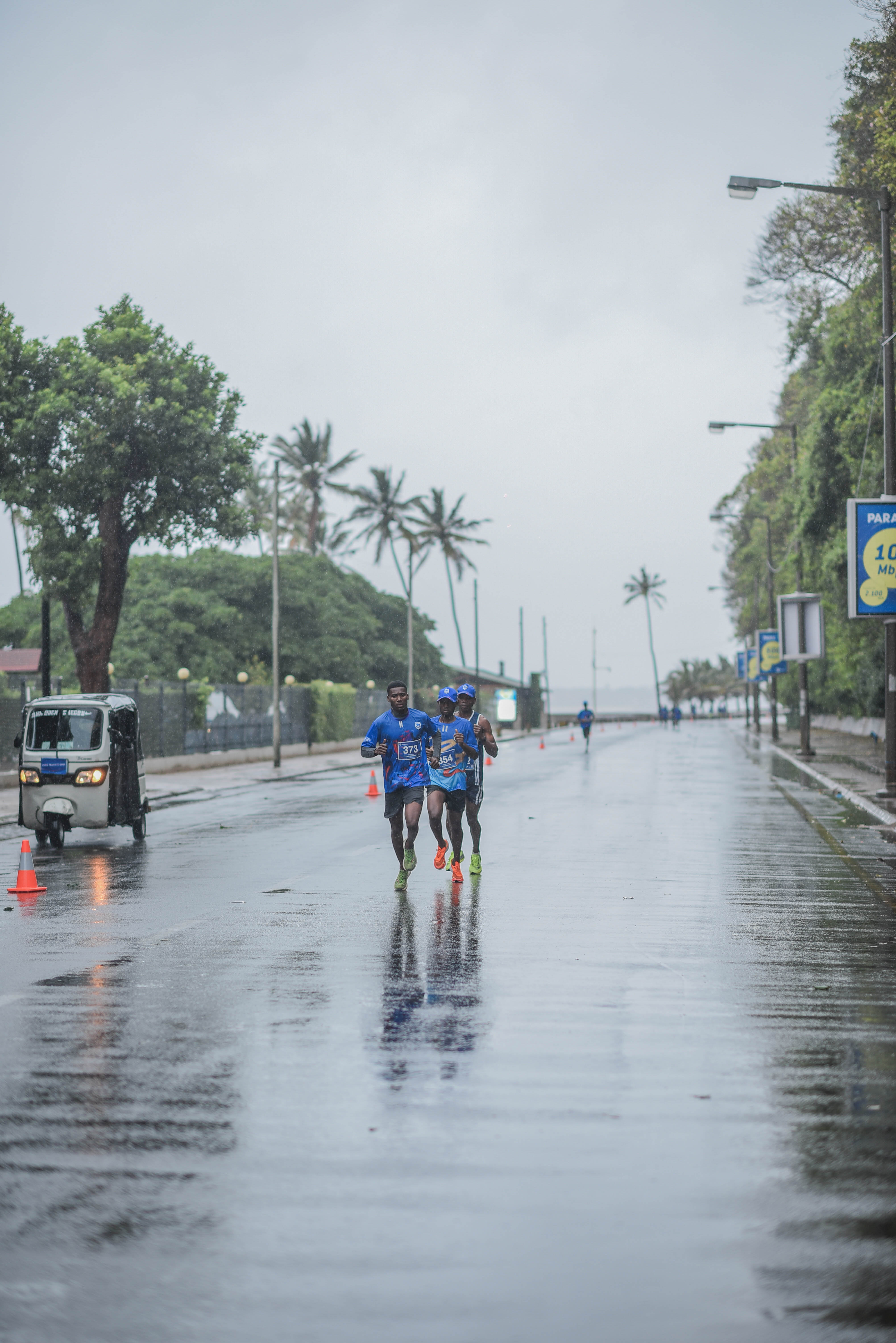 1Corrida Azul.jpg